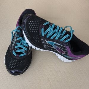 Brooks Ghost 9 NIB Size 6.5